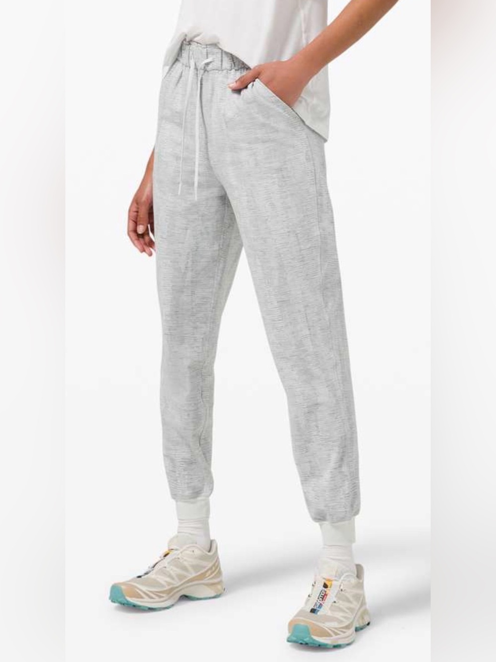 Lululemon Womens 4 Linear Tempo Silver Stretch High Rise Joggers Activewear - Picture 1 of 14